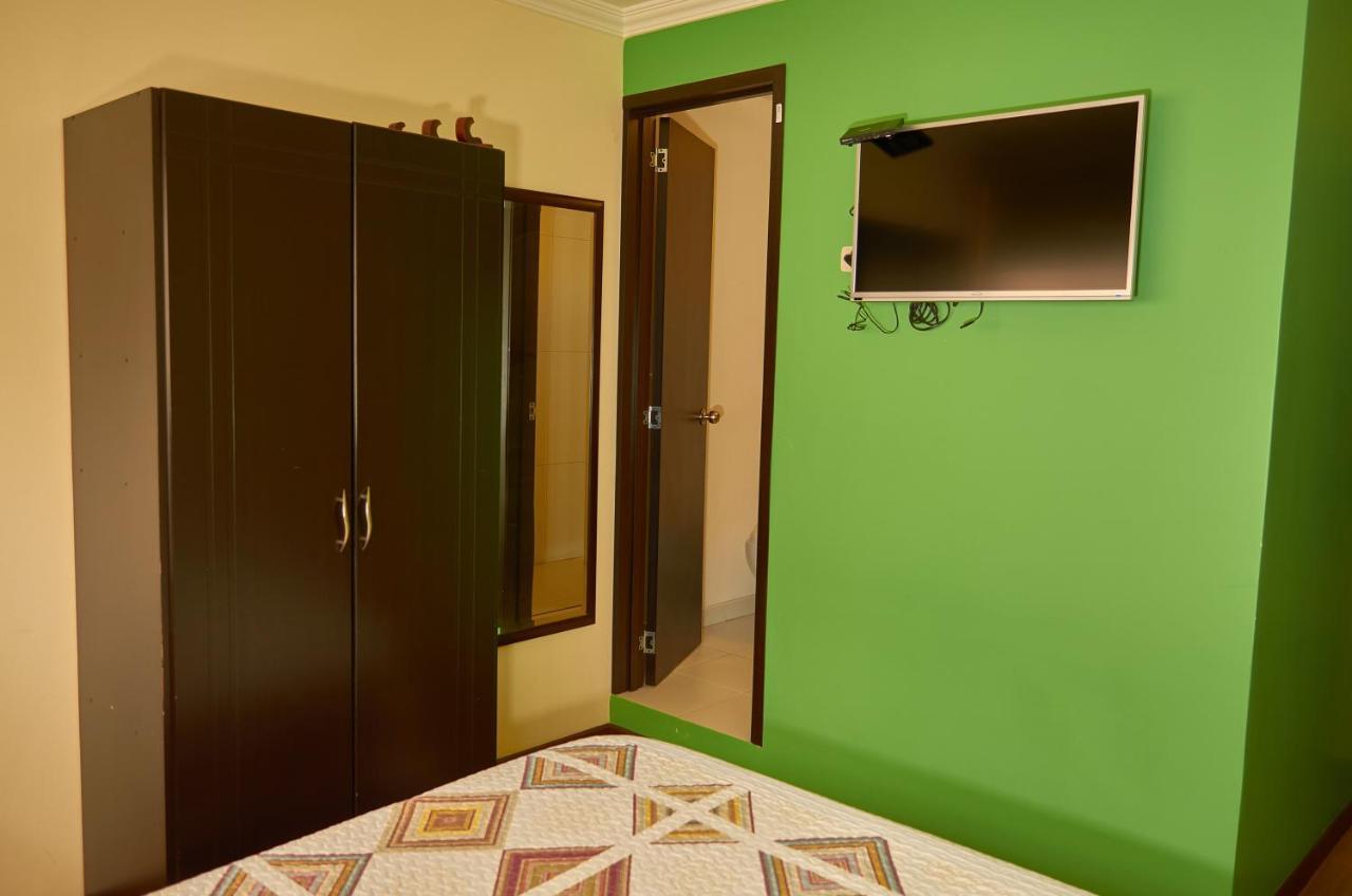 בוגוטה Hotel Alojate In מראה חיצוני תמונה