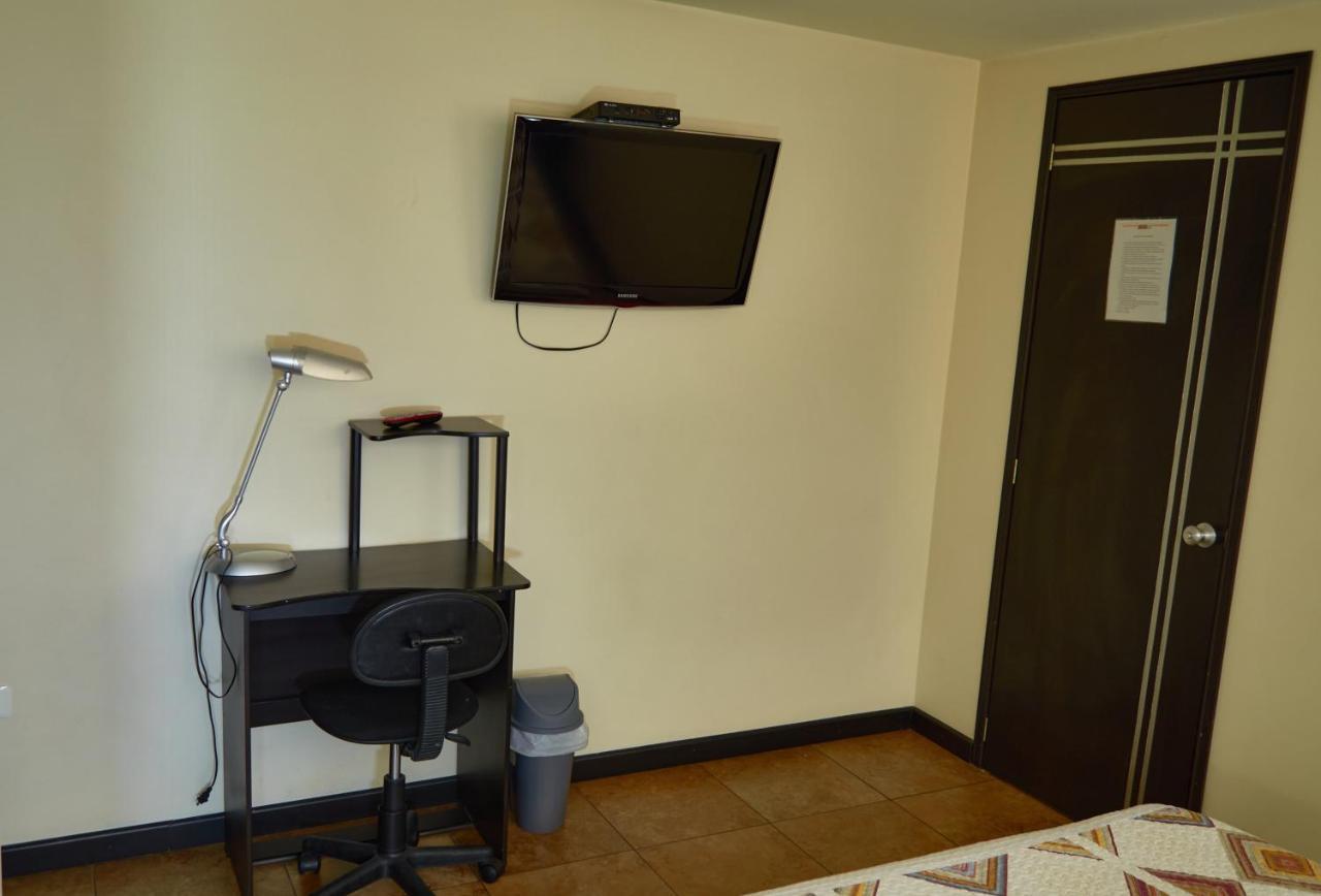 בוגוטה Hotel Alojate In מראה חיצוני תמונה