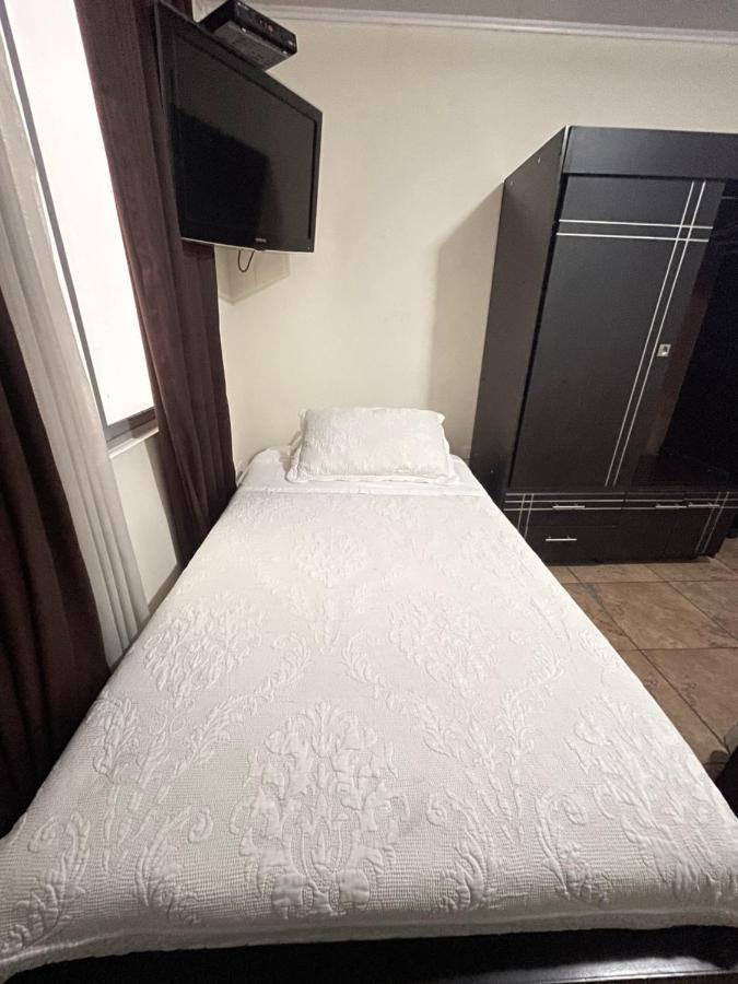 בוגוטה Hotel Alojate In מראה חיצוני תמונה