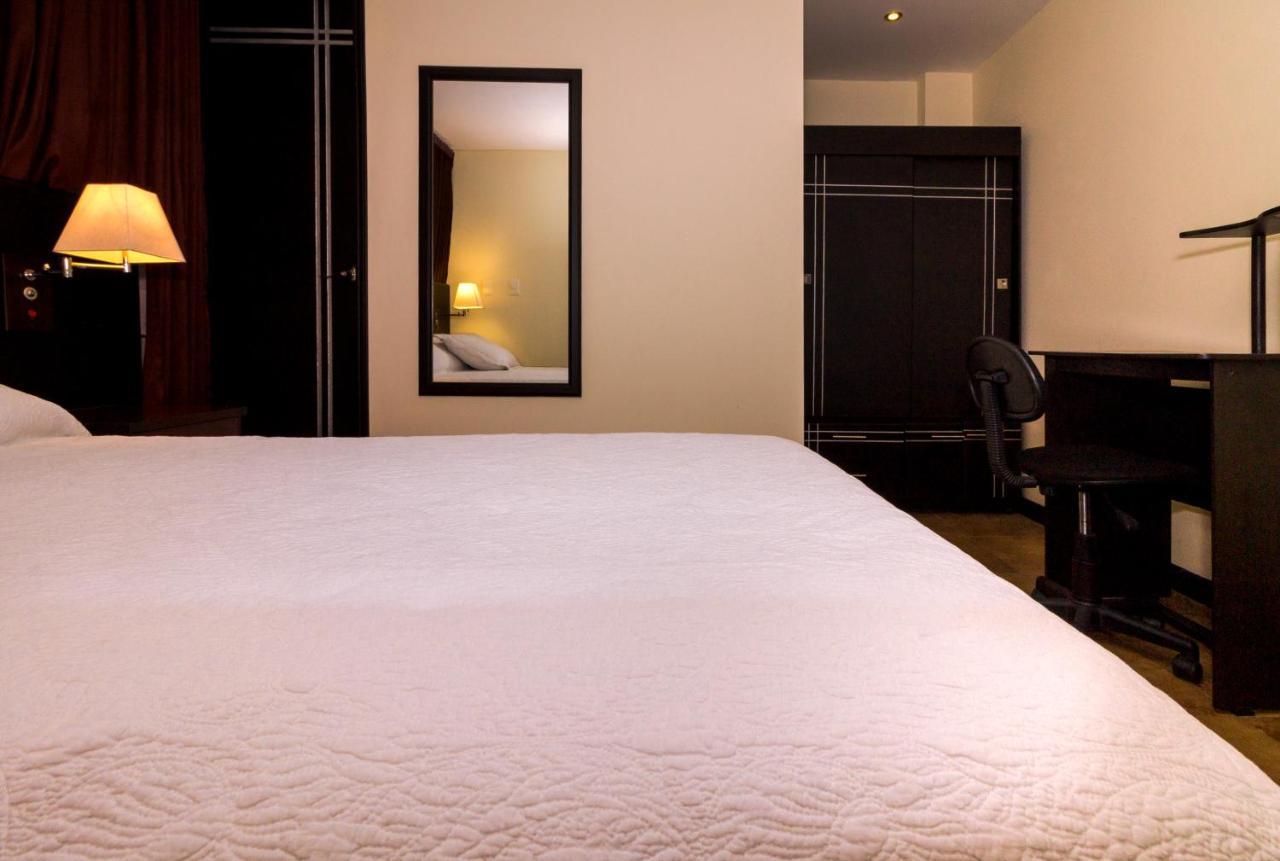 בוגוטה Hotel Alojate In מראה חיצוני תמונה